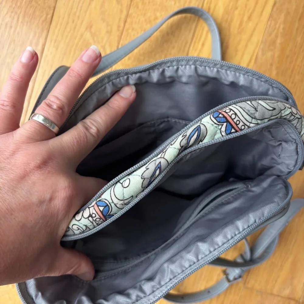 Vera BradleyTrimmed Crossbody Purse Bag in Fan Flowers